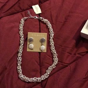 🔥 NWT🔥 Talbot Outlet Necklace & Earring combo